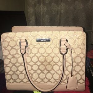 A Nine West purse